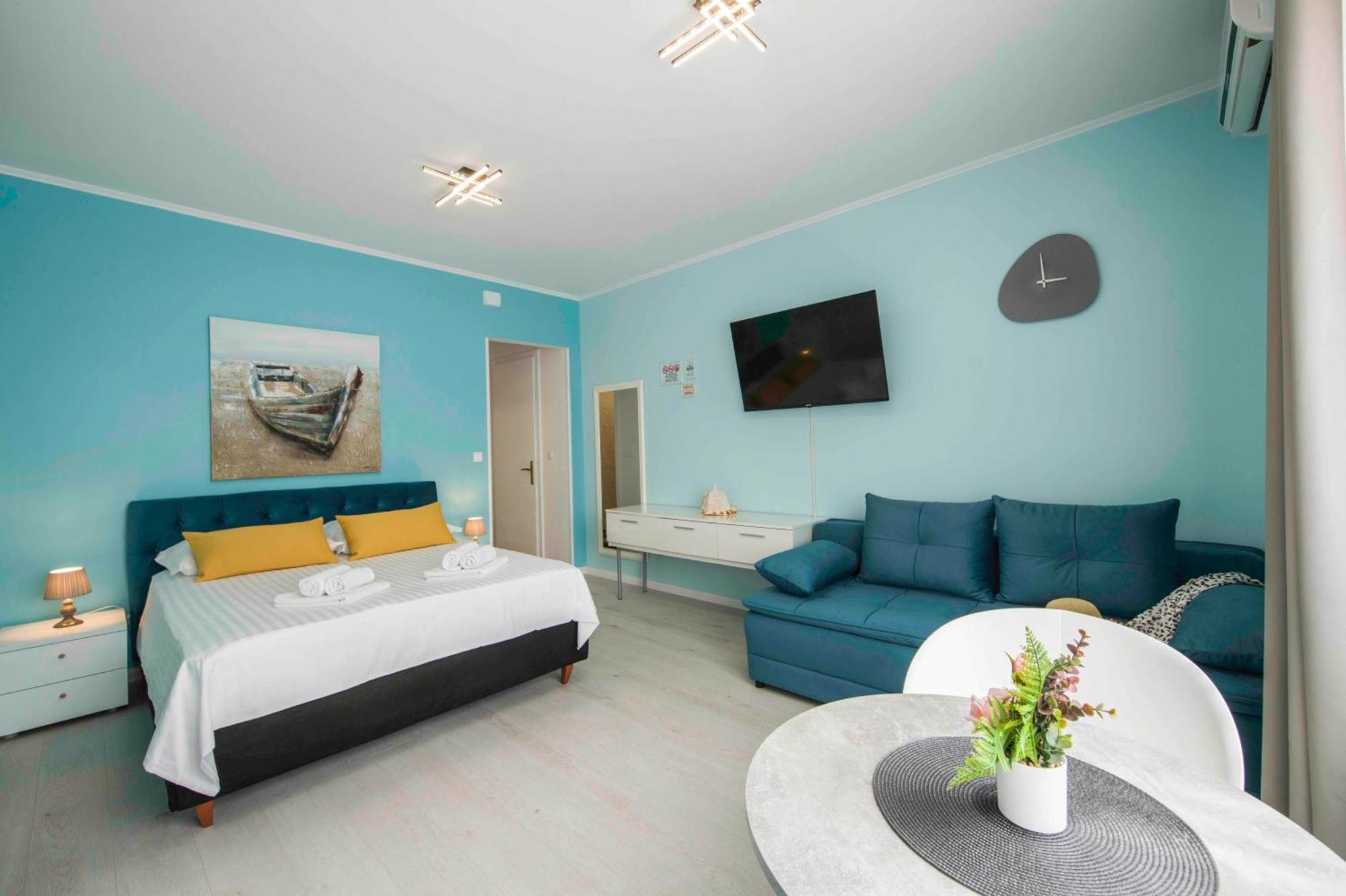 A-More Accommodation Сплит Екстериор снимка