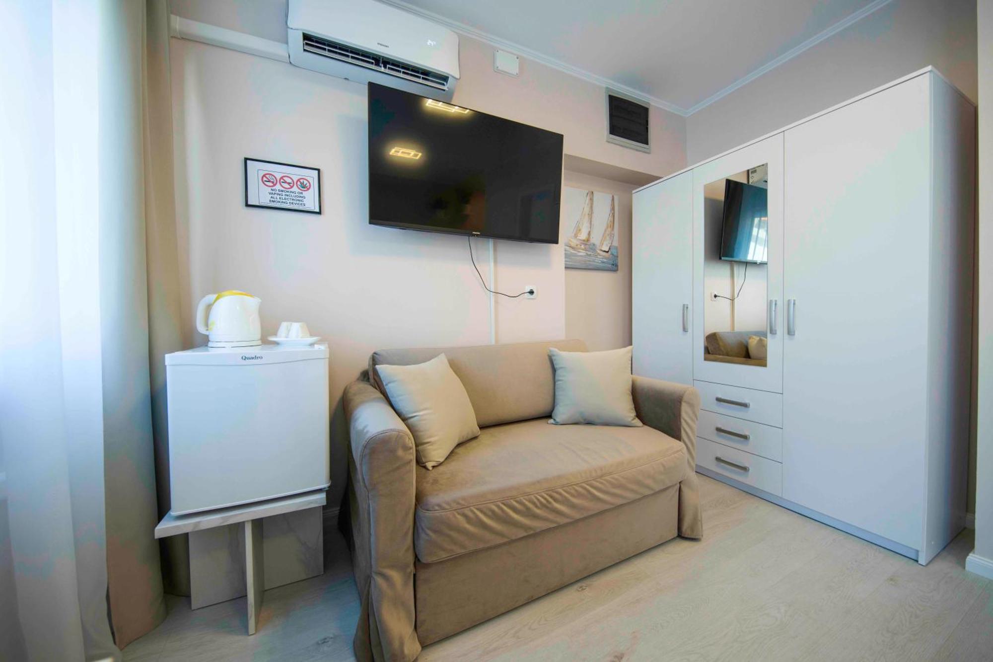 A-More Accommodation Сплит Екстериор снимка